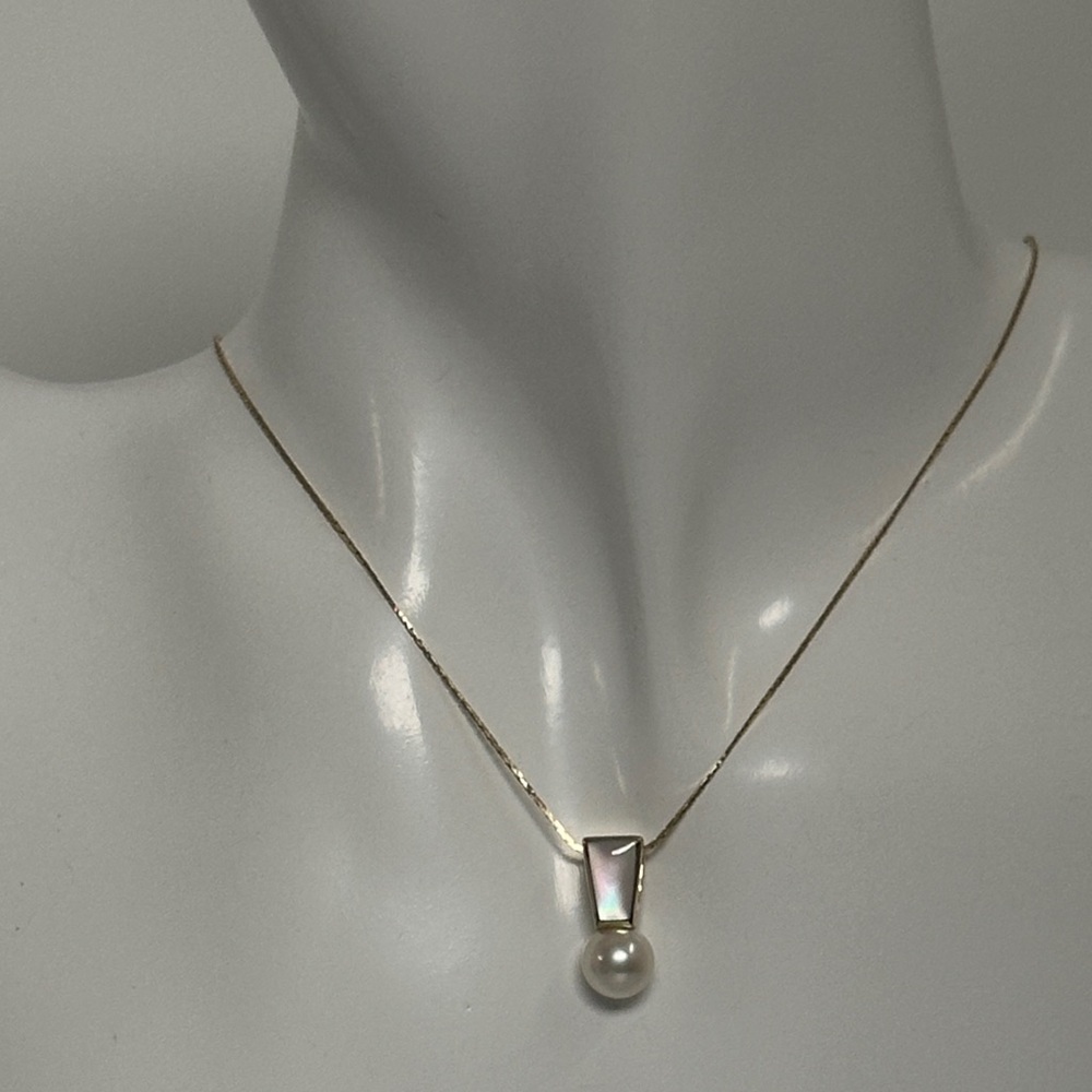 14k solid Yellow gold real Pearl Pendant Necklace
